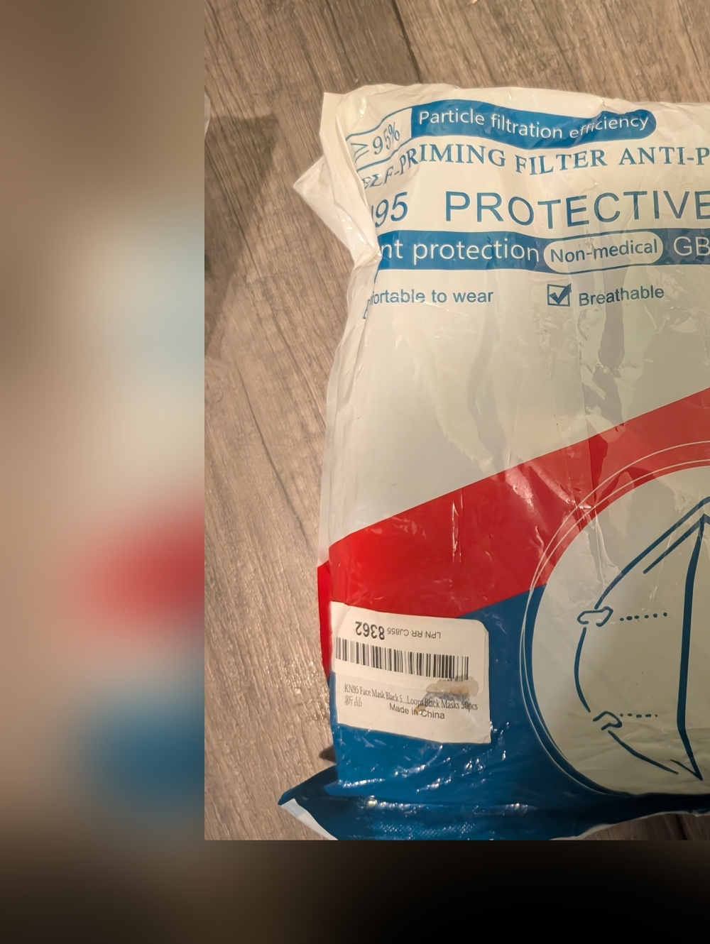 Bundle Of 934 Disposable Masks - Picture 7 of 16